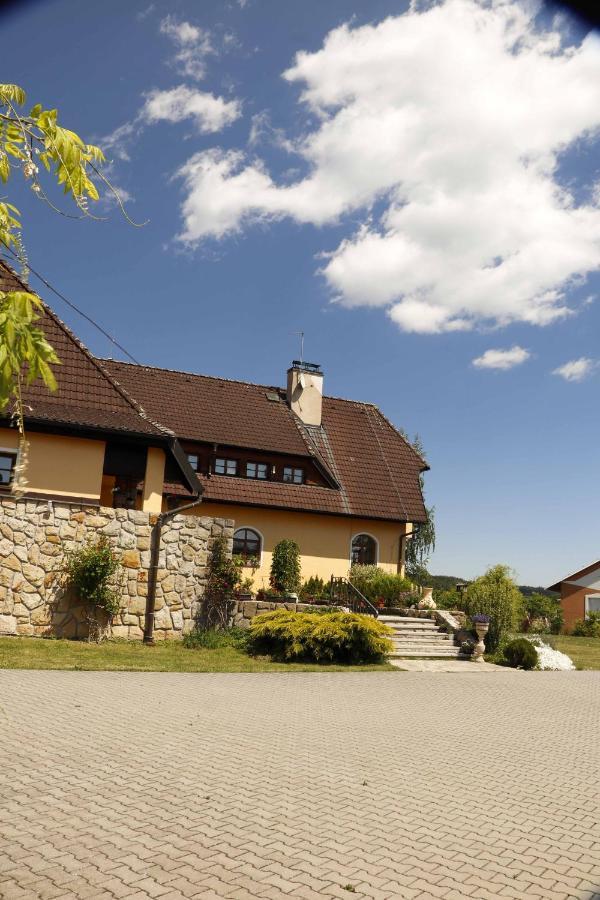 Apartman U Vagnera Dvur Kralove nad Labem Exterior photo